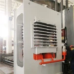 Maszyna do prasowania płyt o wysokim połysku